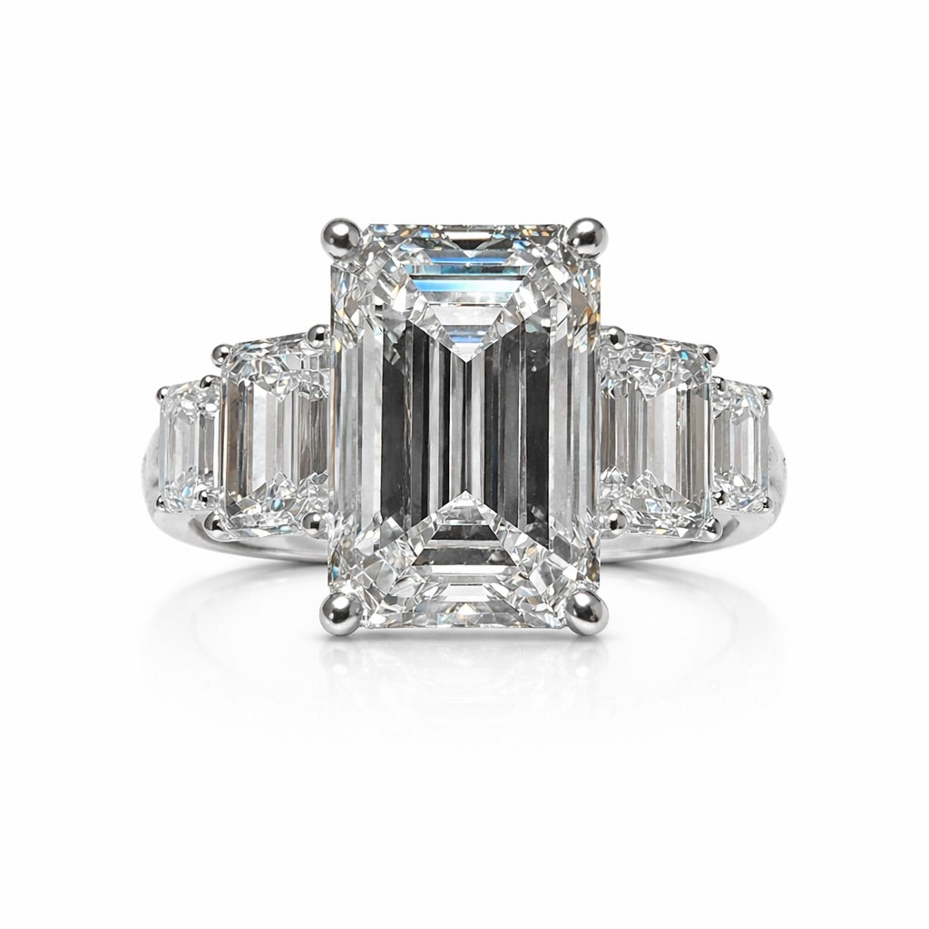 Beaumont : 3.5 Carat Emerald Cut Lab Grown Diamond with Baguette Side Stones