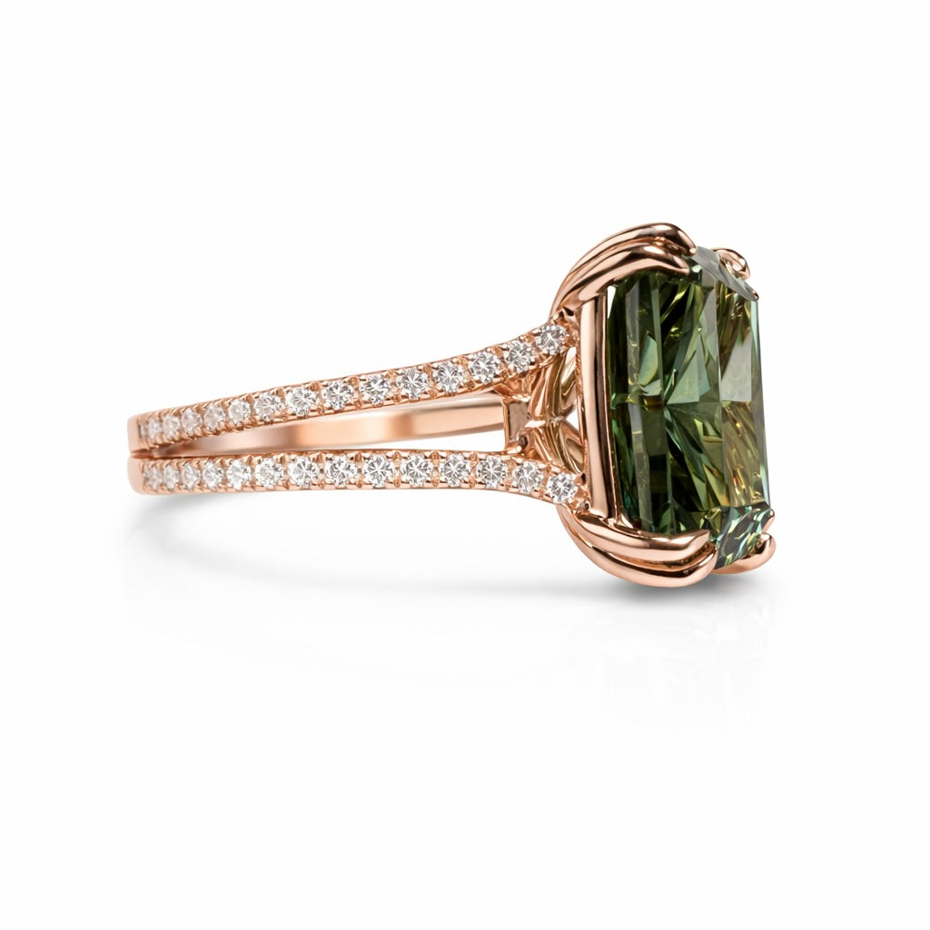 The Evergreen Regent : 4 Carat Radiant Fancy Vivid Green Lab Grown Diamond Engagement Ring (No.IX)