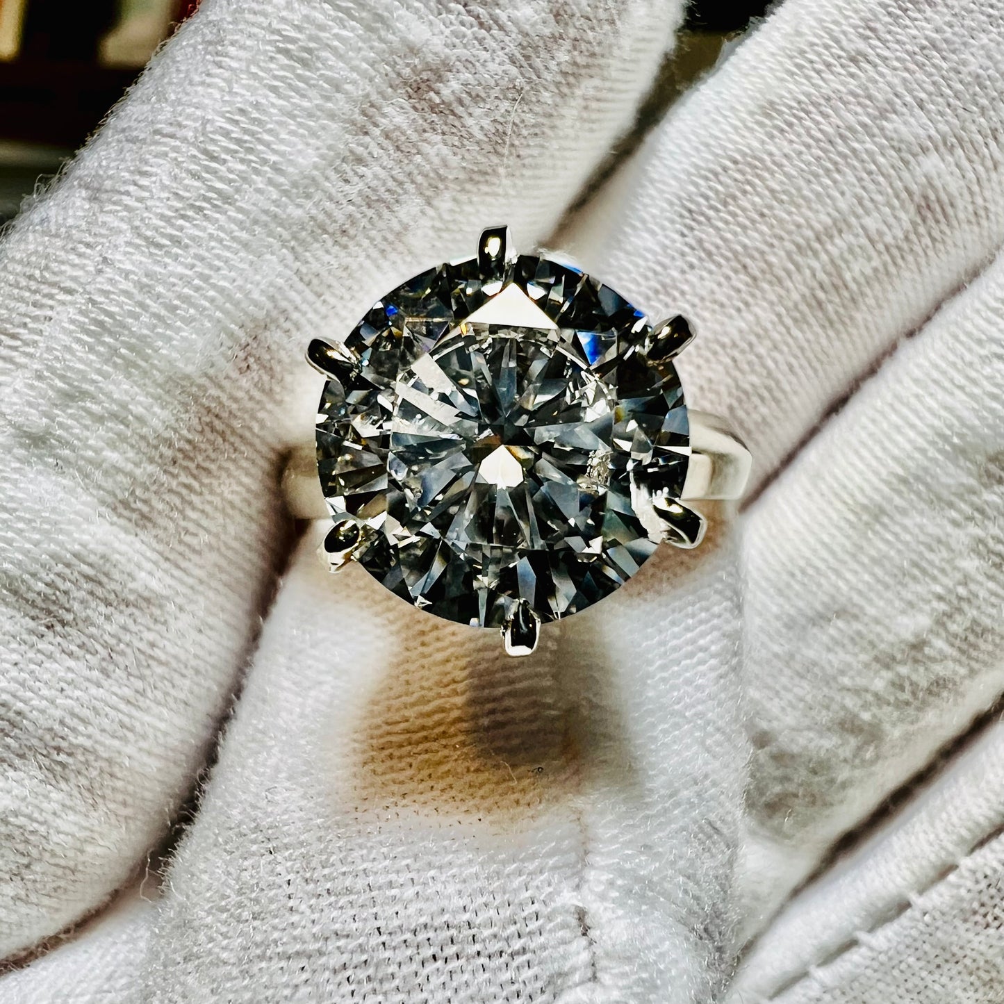 Certified 3CT Heritage Knife Edge Solitaire Engagement Ring