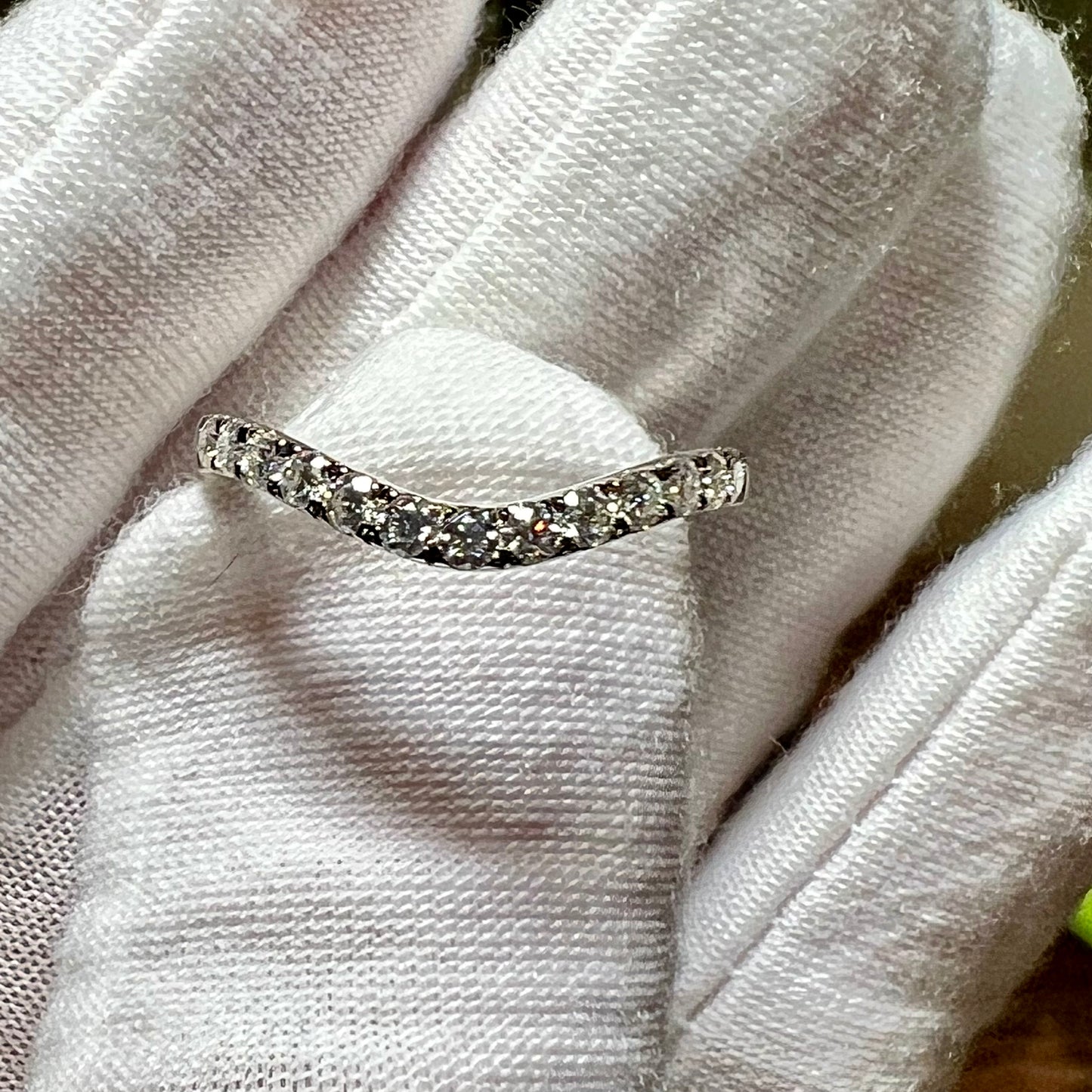 Whisper Curve Band : 2mm Lab grown Diamond Contour Wedding Band