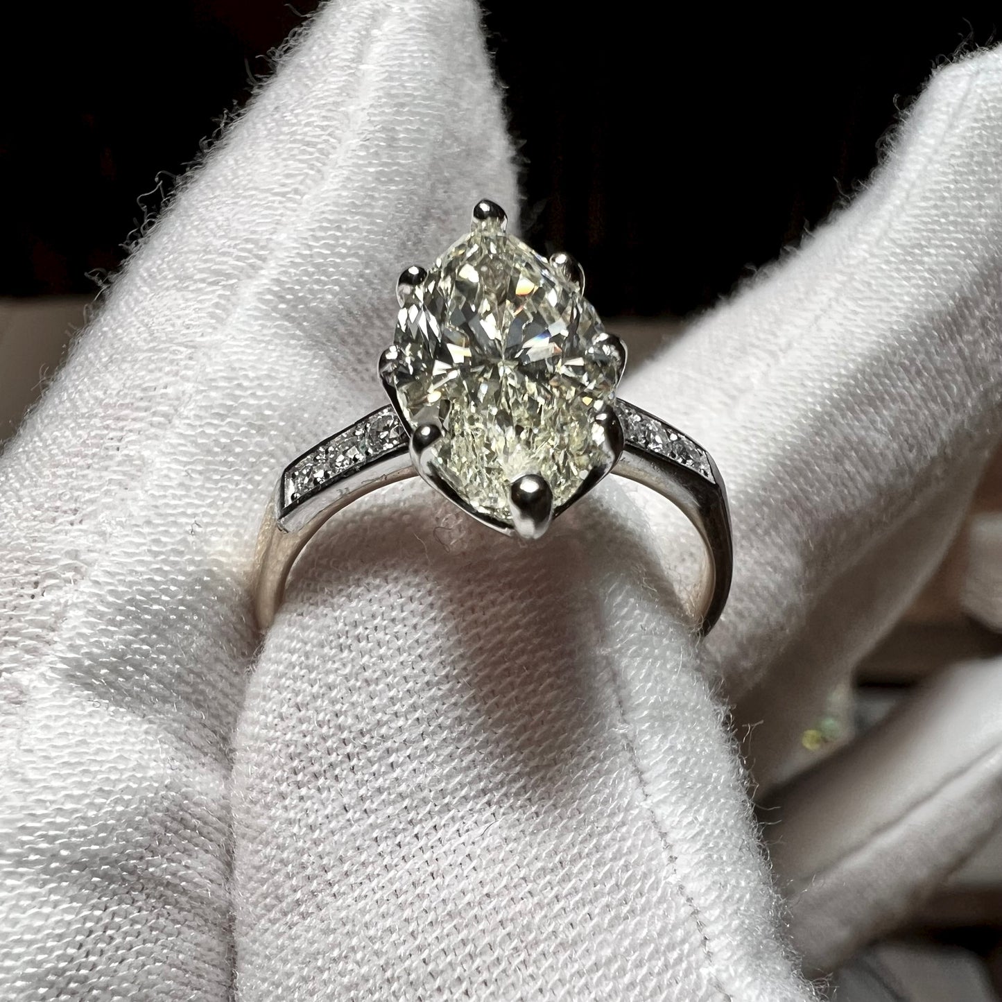 The Marlene Belgium : 5 Carat Marquise Cut Lab Grown Diamond Engagement Ring