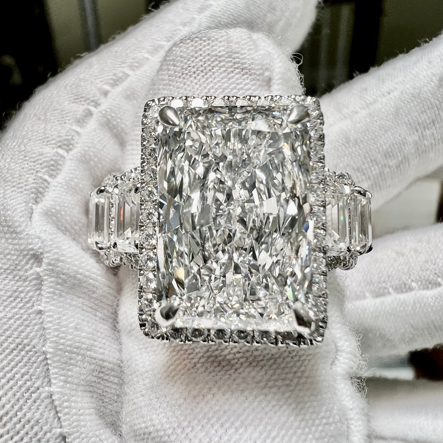 The Legacy Ten : 10 Carat Radiant Cut Lab Grown Diamond Engagement Ring