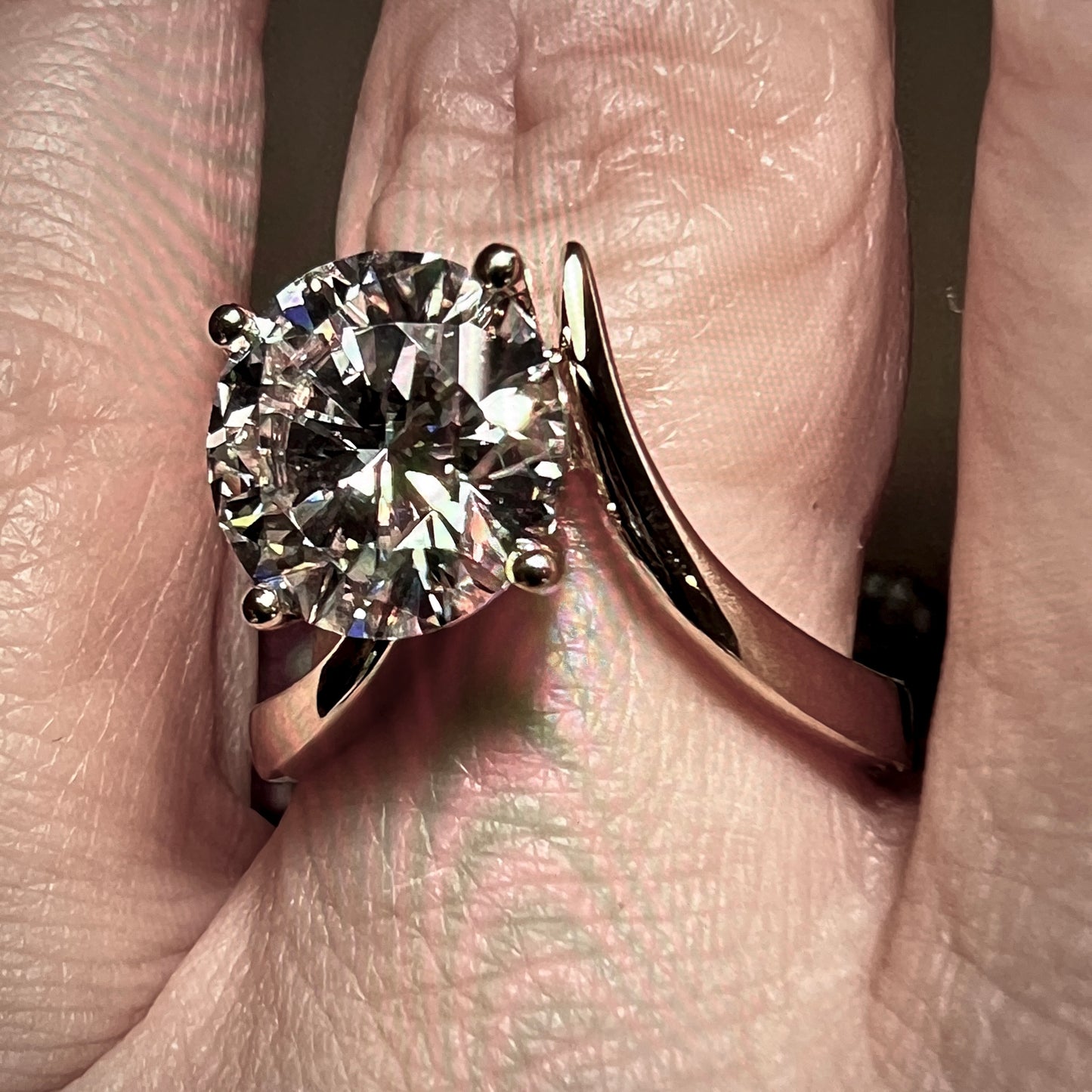 Arc of Light: 3 Carat Round Brilliant Cut Lab Grown Diamond Engagement Ring