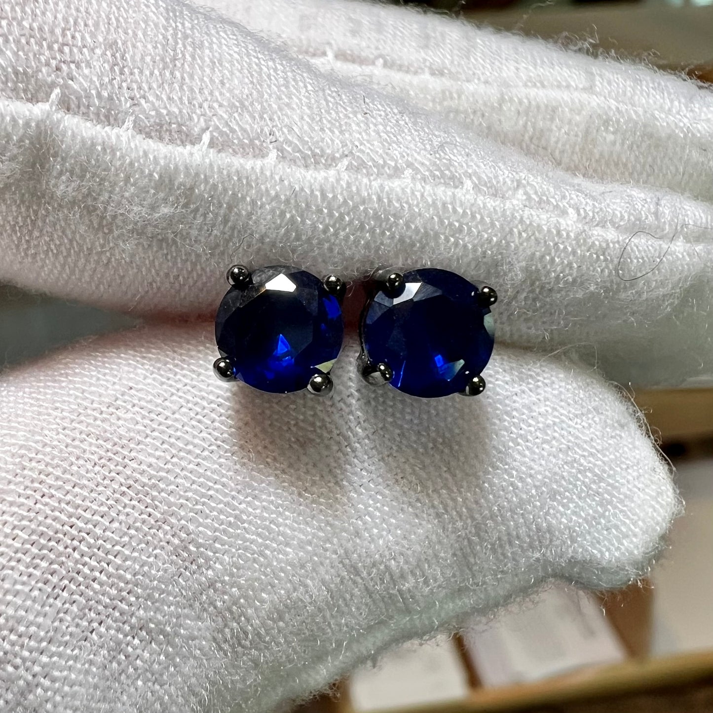 Blue Sapphire Eclipse : Black Gold Sapphire Stud Earrings