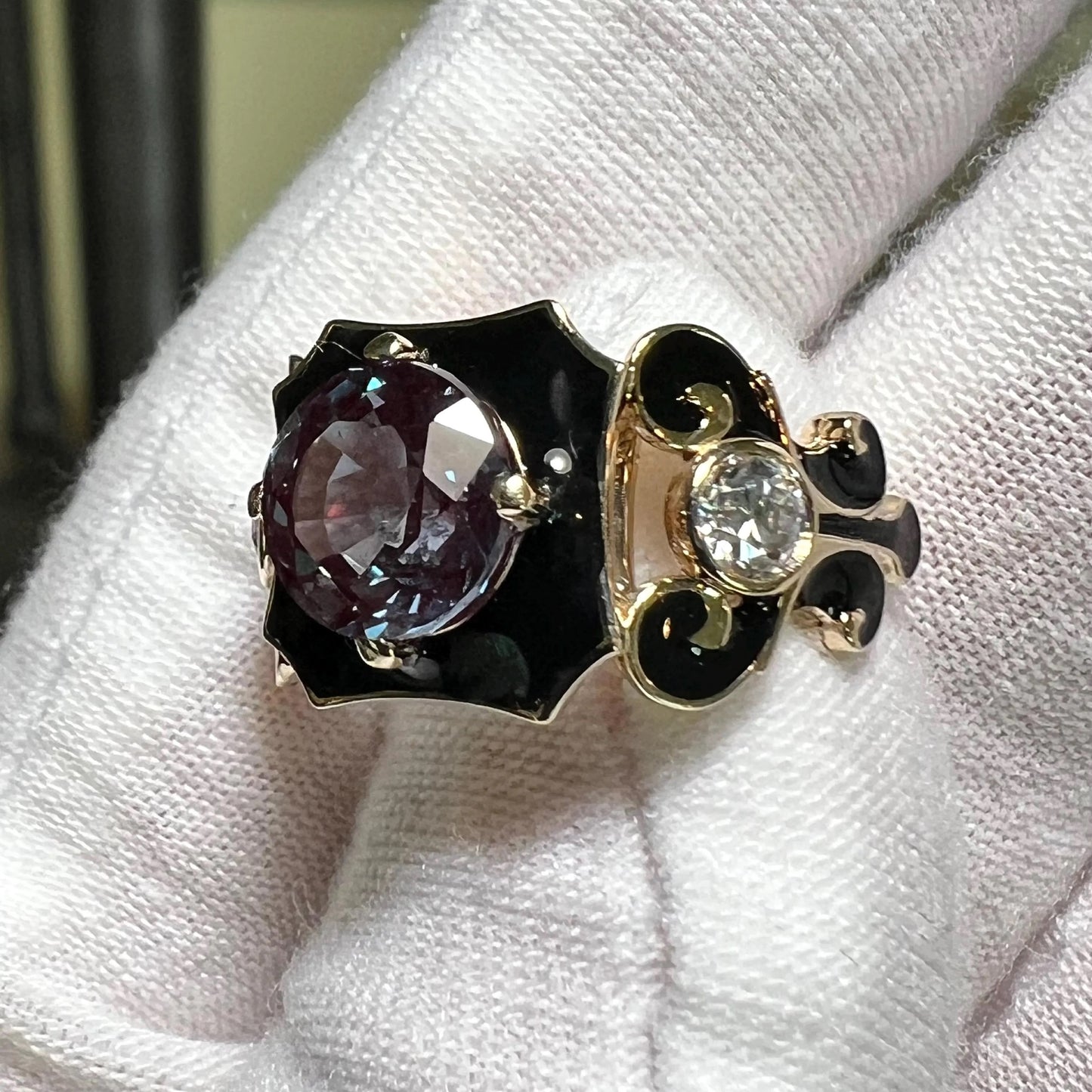 London Nocturne : Color Change Alexandrite and Black Agate Ring